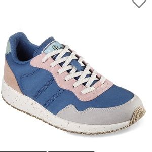 BNWT 🍷 🌵 BOBS Groove - Club Change. Size 7